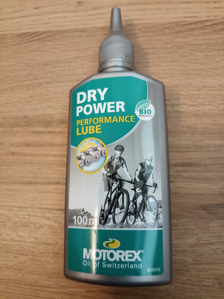 Mazání na řetěz do suchých podmínek (dry lube)